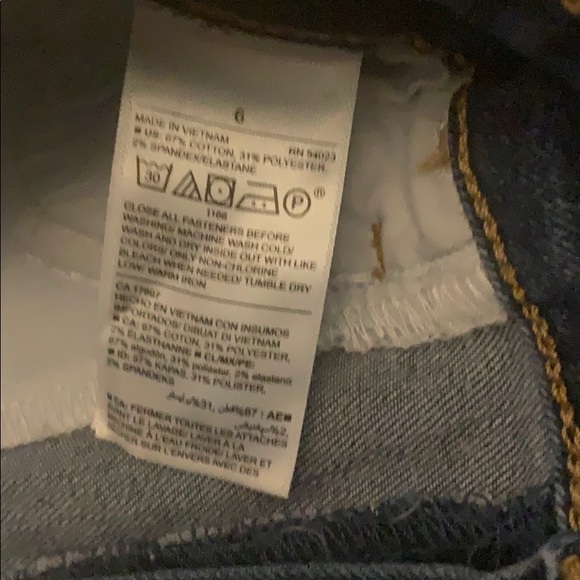 BRAND NEW Old Navy Skinny Jeans - Picture 8 of 9